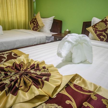 Golden Gum-Kino Hotel Mandalay Ngoại thất bức ảnh