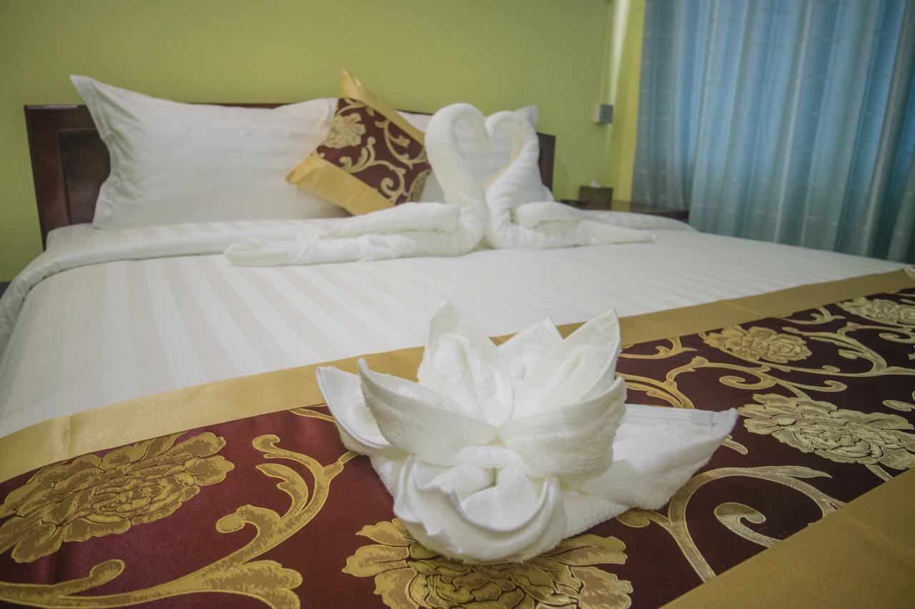 Golden Gum-Kino Hotel Mandalay Ngoại thất bức ảnh